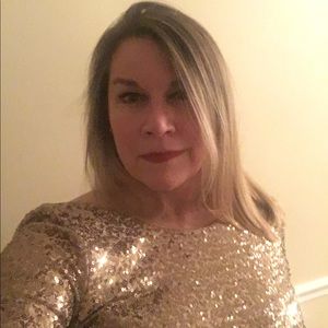 Meet your Posher, Suzanne